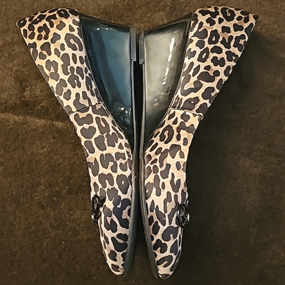Bandalino Animal Print Wedges - Picture 3 of 16